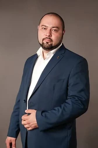 Рачков Артём Владимирович — заведующий Краснодарским филиалом Невской коллегии адвокатов